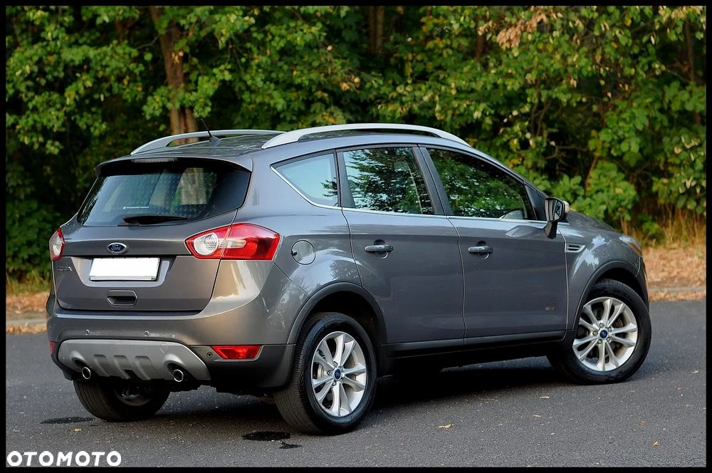 Ford Kuga 2.0 TDCi 4x4 Titanium - 19