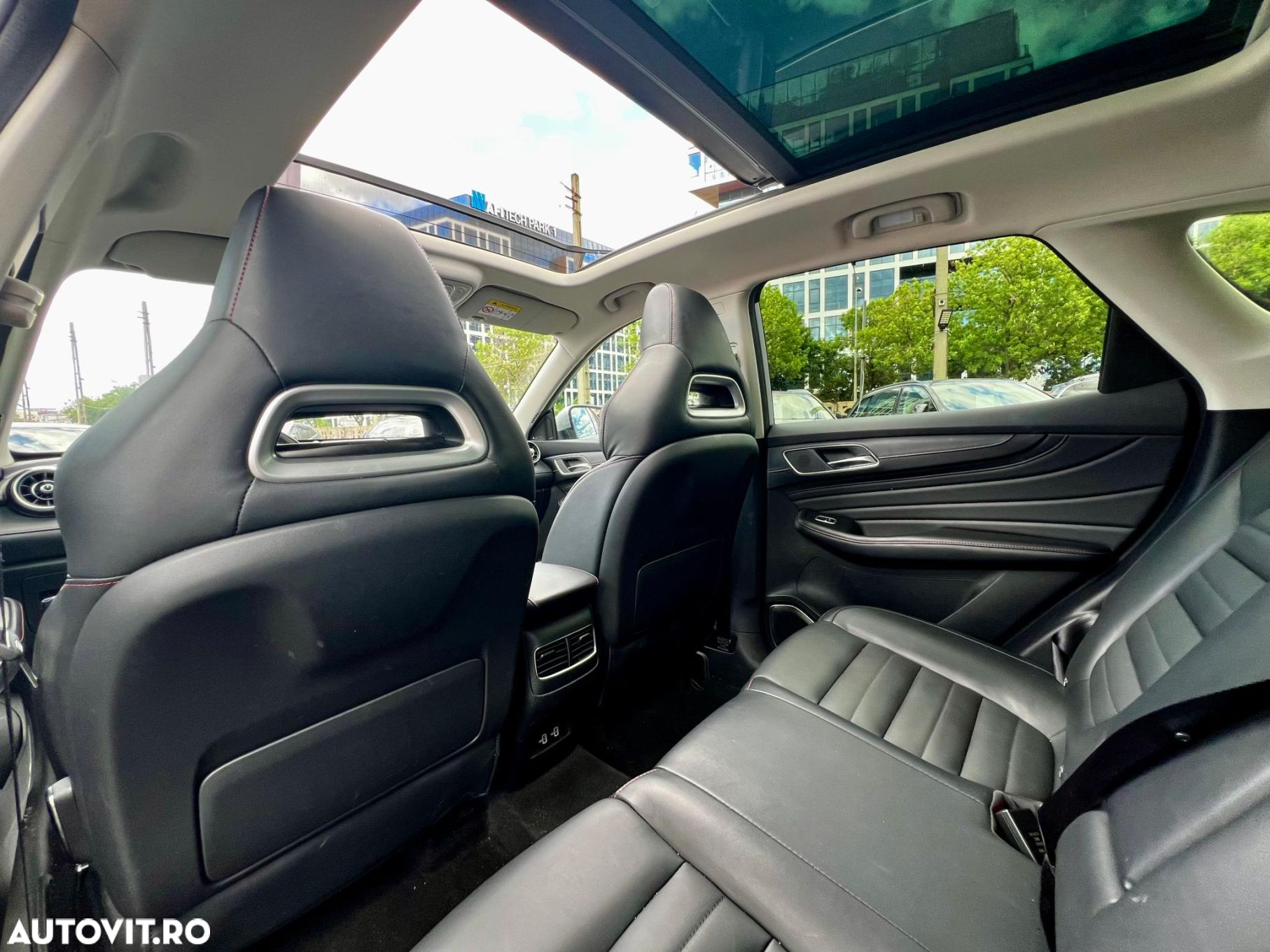 MG EHS 1.5T-GDI PHEV Luxury - 31
