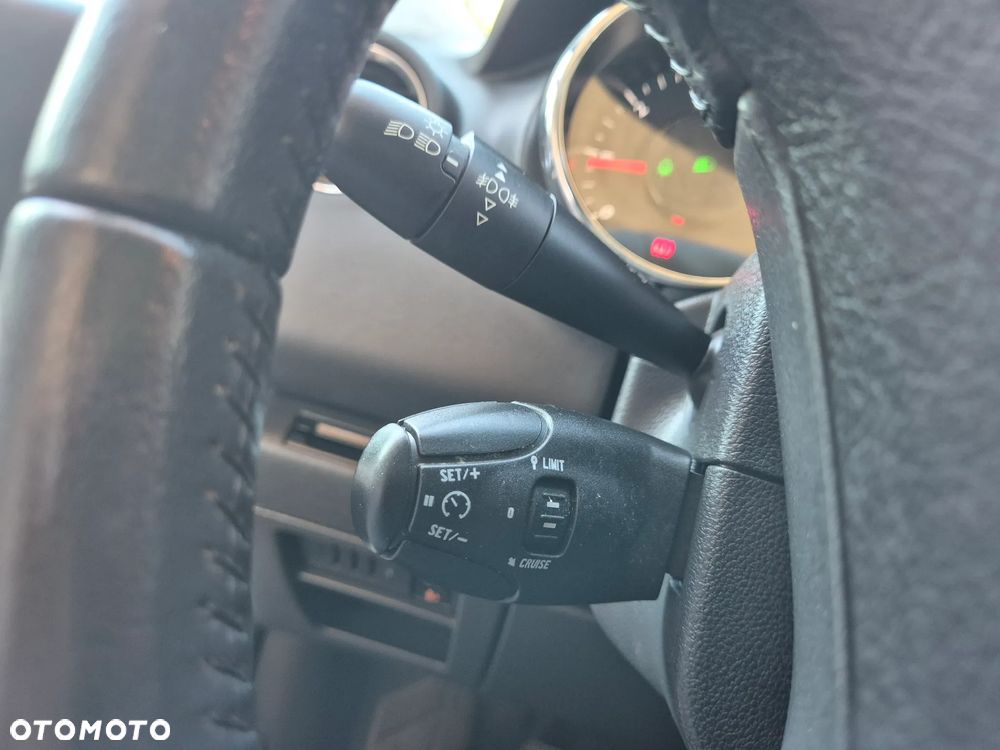 Peugeot 3008 120 VTi Premium - 35