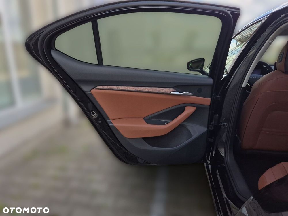Skoda Superb 2.0 TDI SCR 4x4 L&K DSG - 22