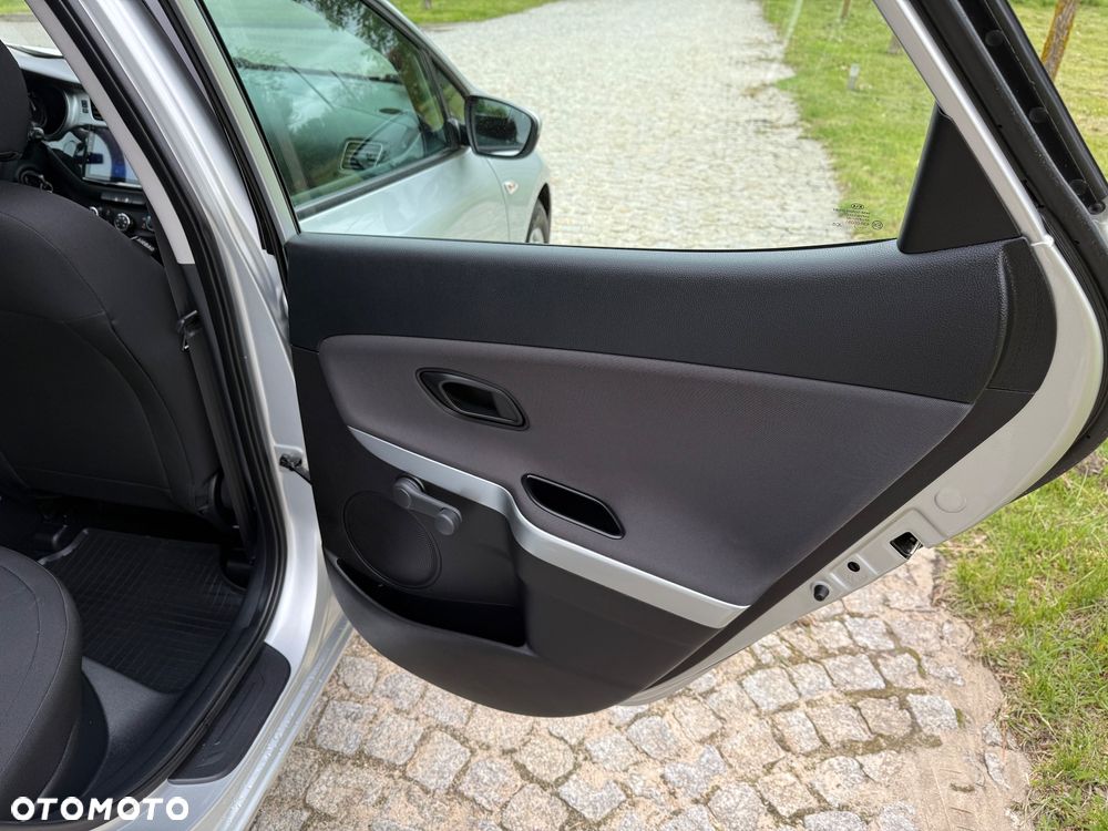 Kia Ceed 1.4 CVVT - 21