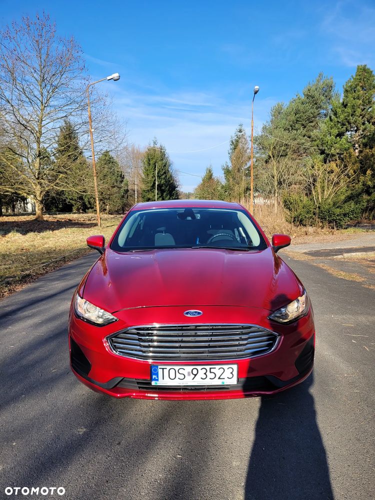 Ford Fusion - 2