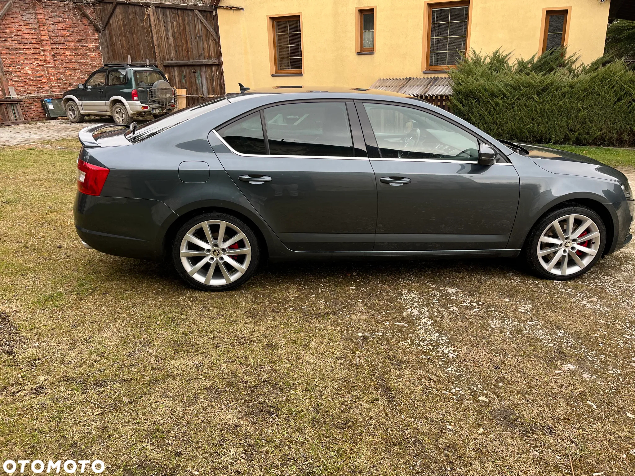 Skoda Octavia 2.0 TDI RS DSG - 6