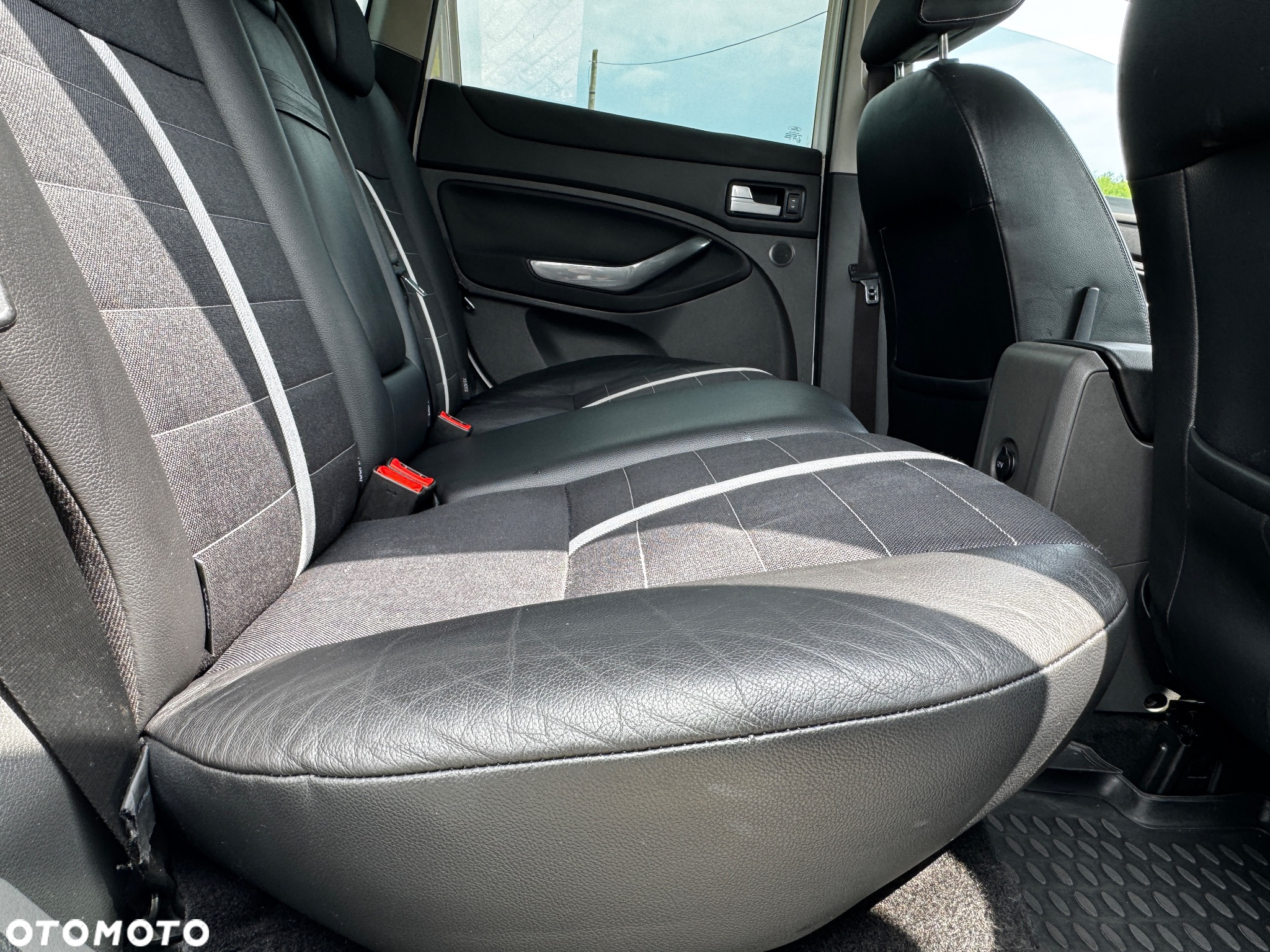 Ford Kuga 2.0 TDCi Titanium - 21