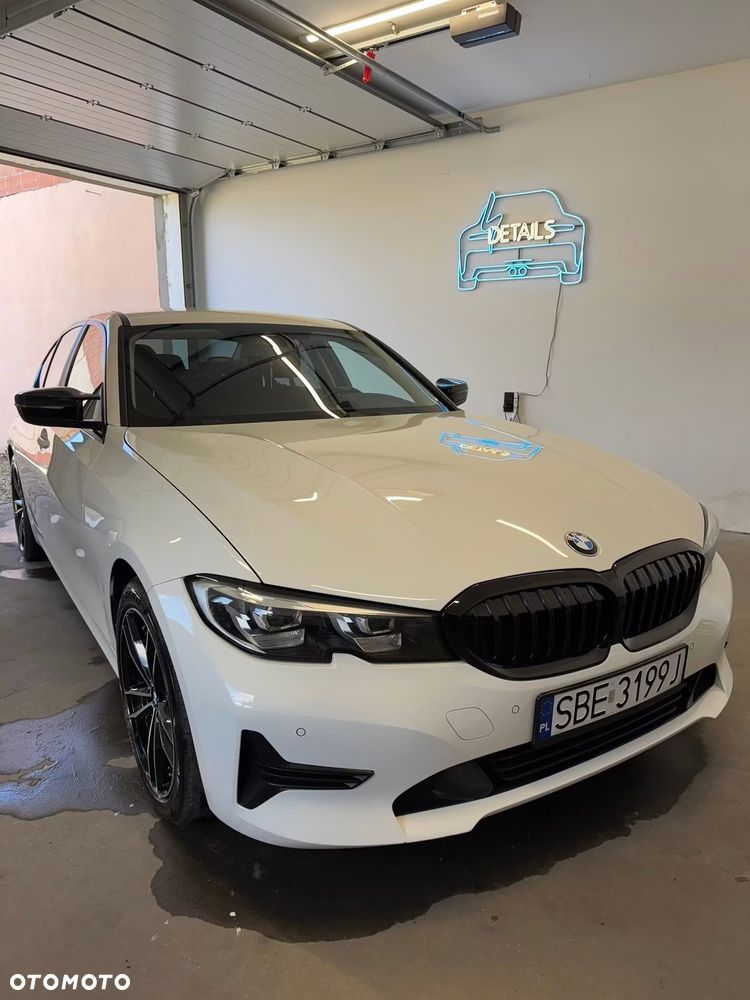 BMW Seria 3 318d - 1