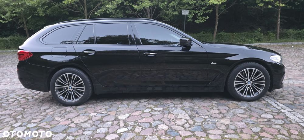 BMW Seria 5 520d MHEV Sport Line sport - 4