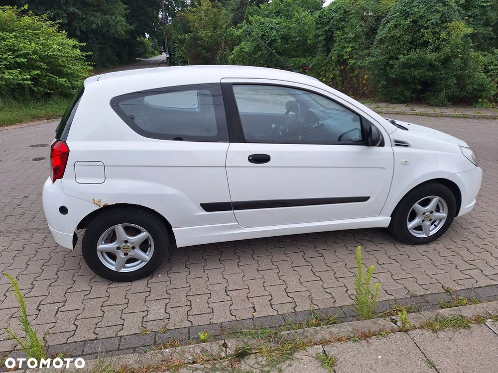 Chevrolet Aveo 1.2 16V Base+ - 26