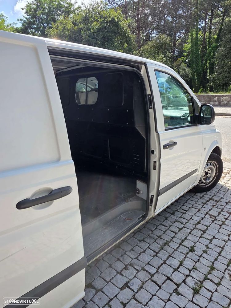 Mercedes-Benz Vito 109 CDi/32 9L Compacto - 21