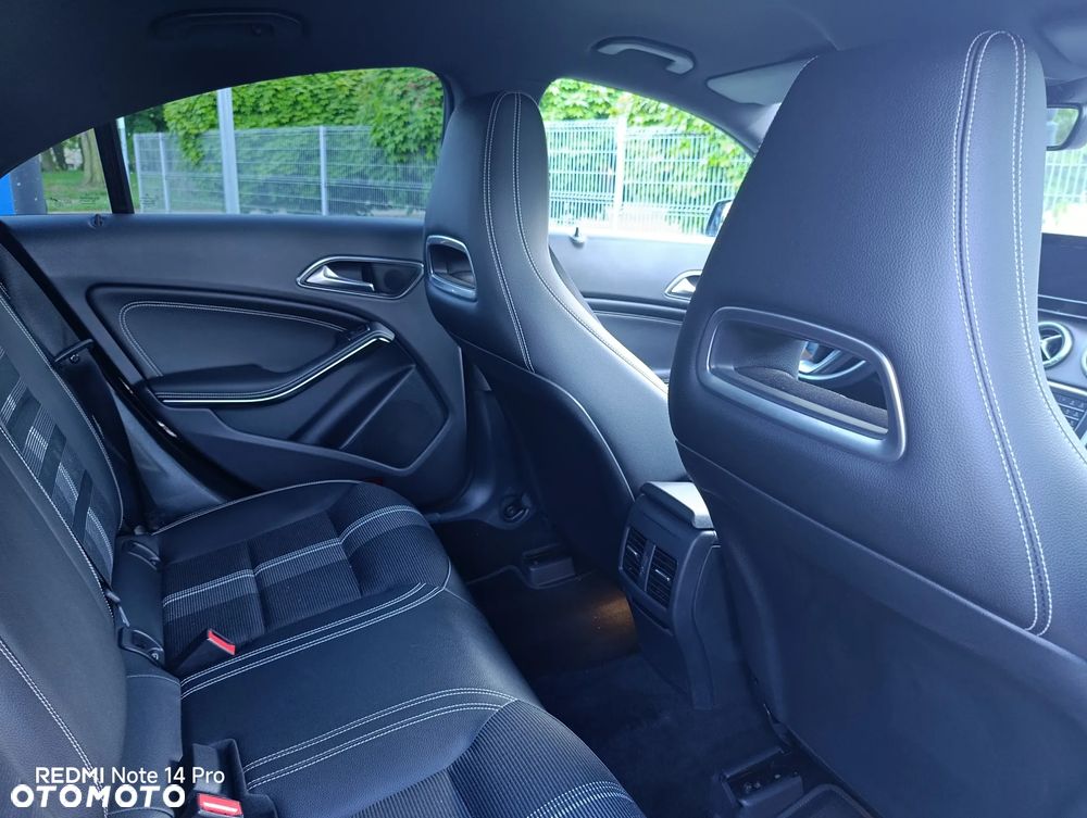 Mercedes-Benz CLA - 24