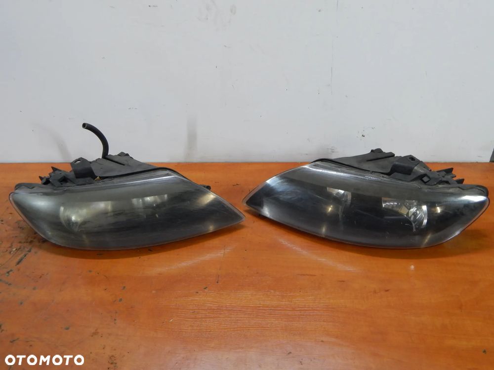 Lampa przód AUDI Q7 4L 05-11  Łuków części - 2