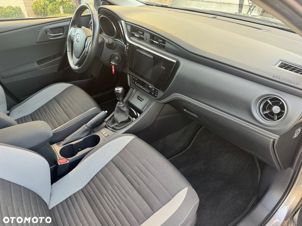 Toyota Auris 1.2 T Premium - 14
