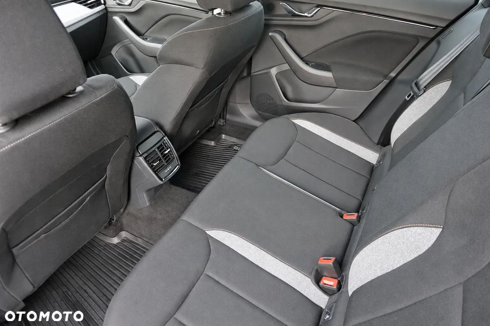 Skoda Kamiq 1.0 TSI Edition 130 DSG - 30