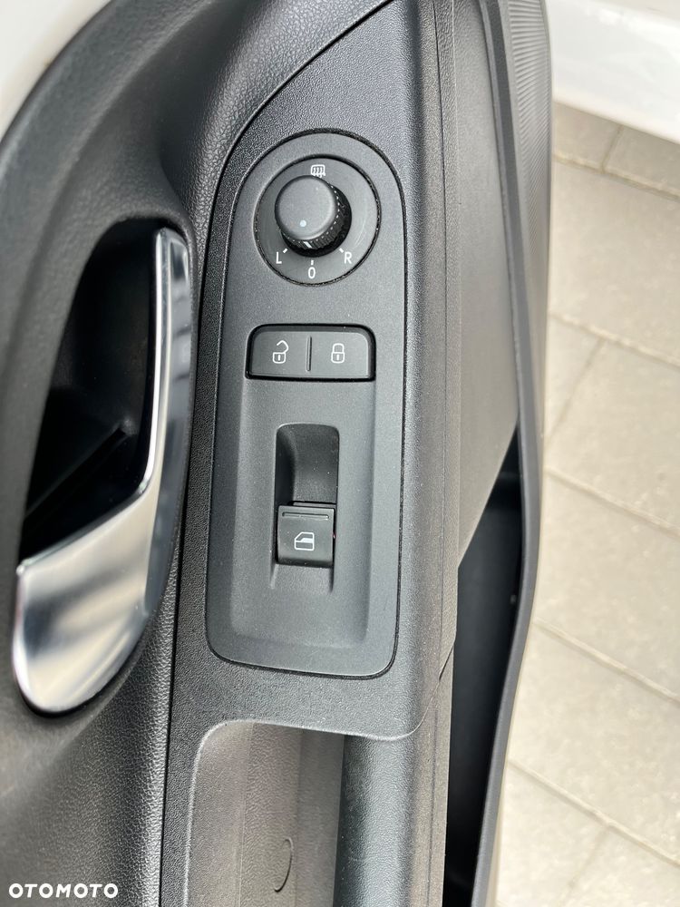 Volkswagen up! 1.0 black - 16