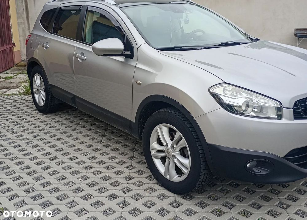 Nissan Qashqai+2 - 11