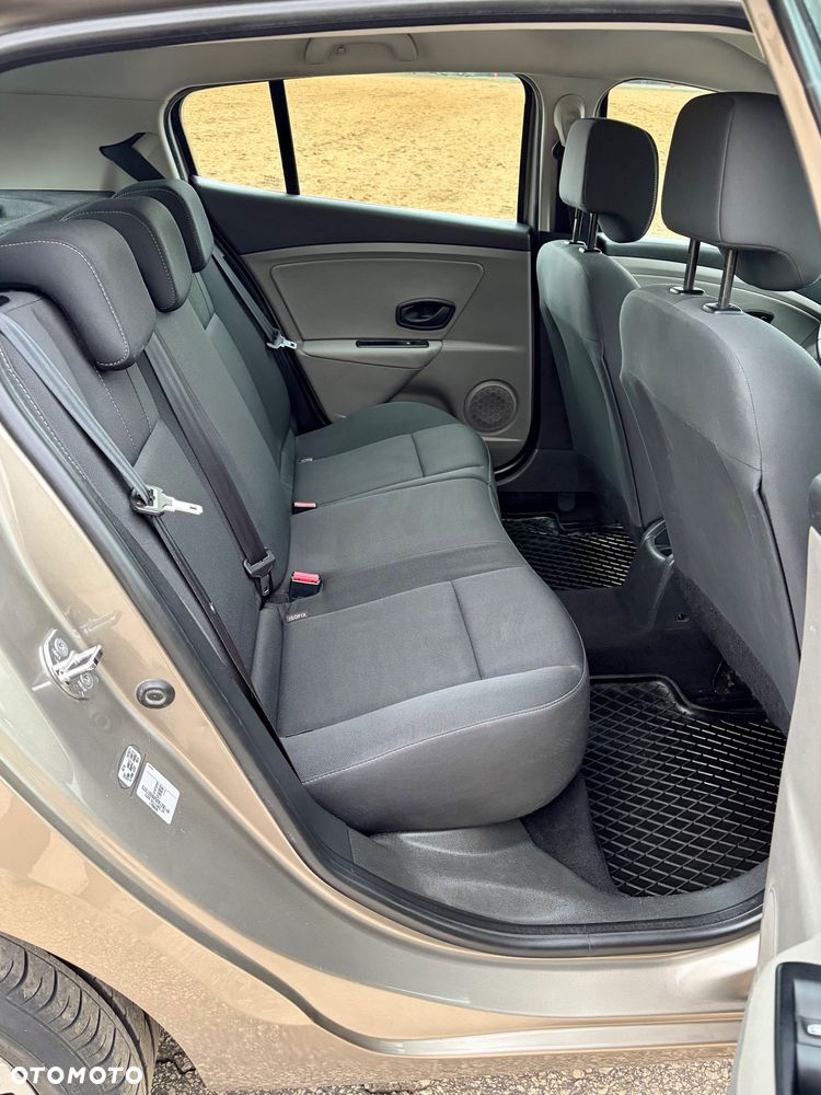 Renault Megane dCi 90 FAP Expression - 24