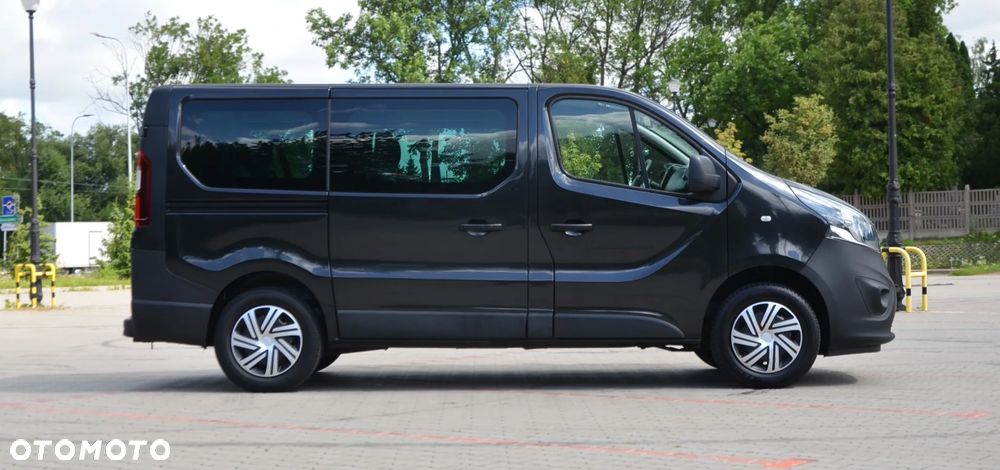 Opel Vivaro - 11
