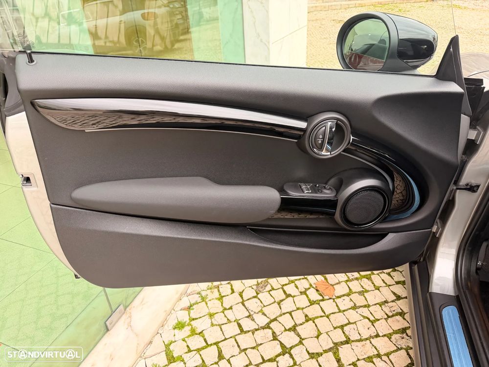 MINI 3 Portas Cooper SE - 11