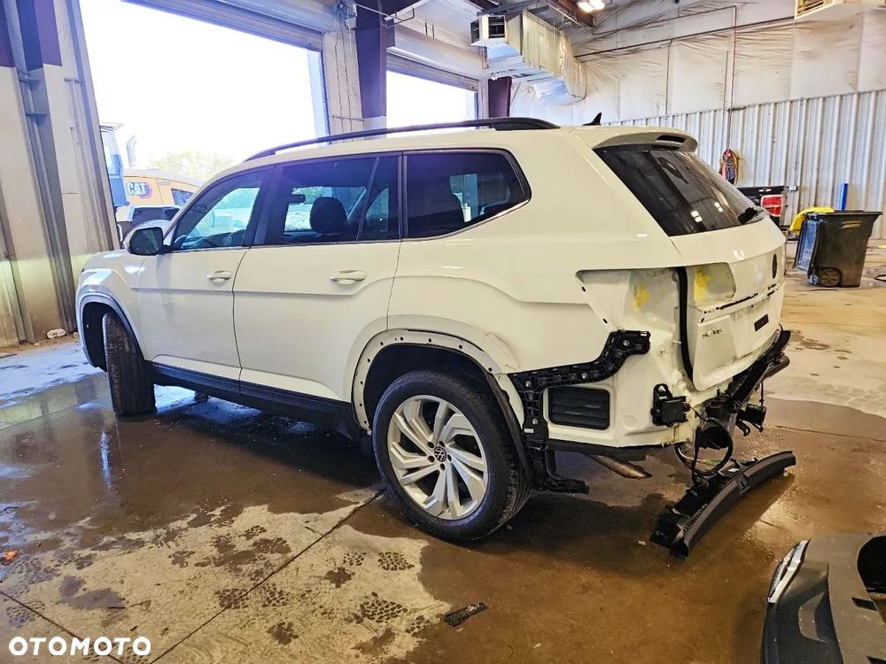 Volkswagen Atlas - 2