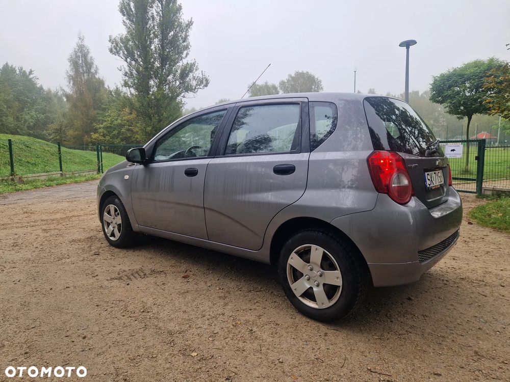 Chevrolet Aveo 1.2 16V Base+ / Classic+ - 3