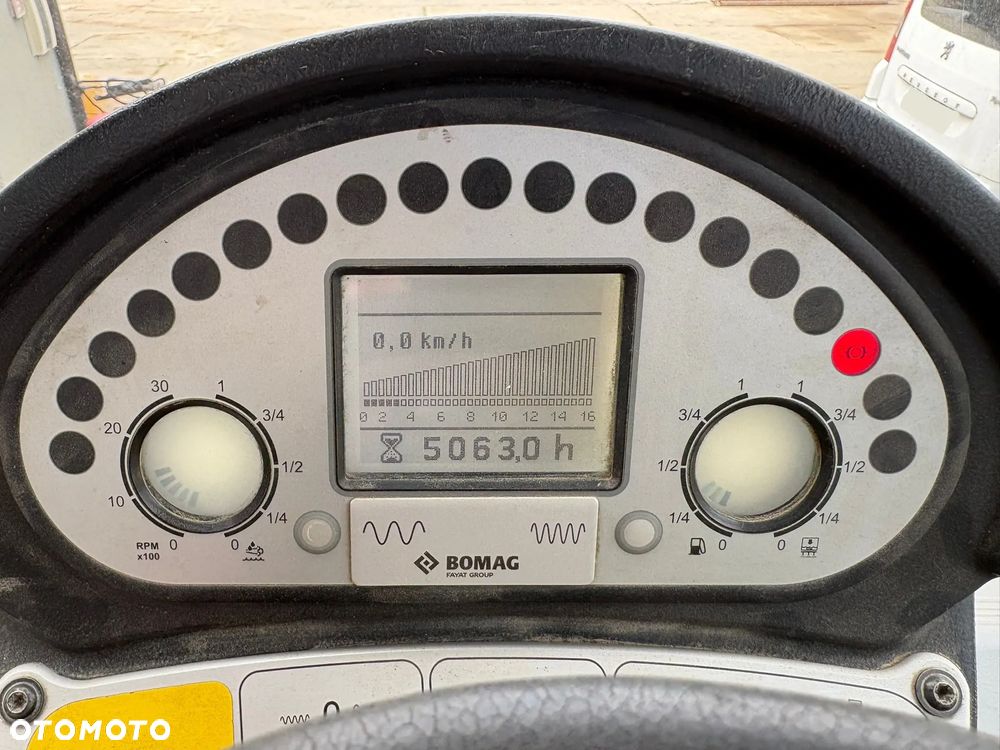 Bomag BW213 D-5 - 6