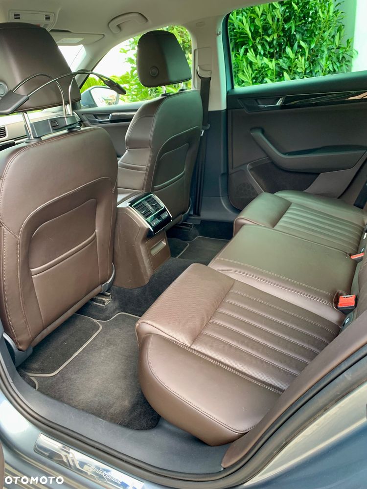 Skoda Superb 2.0 TDI L&K DSG - 10