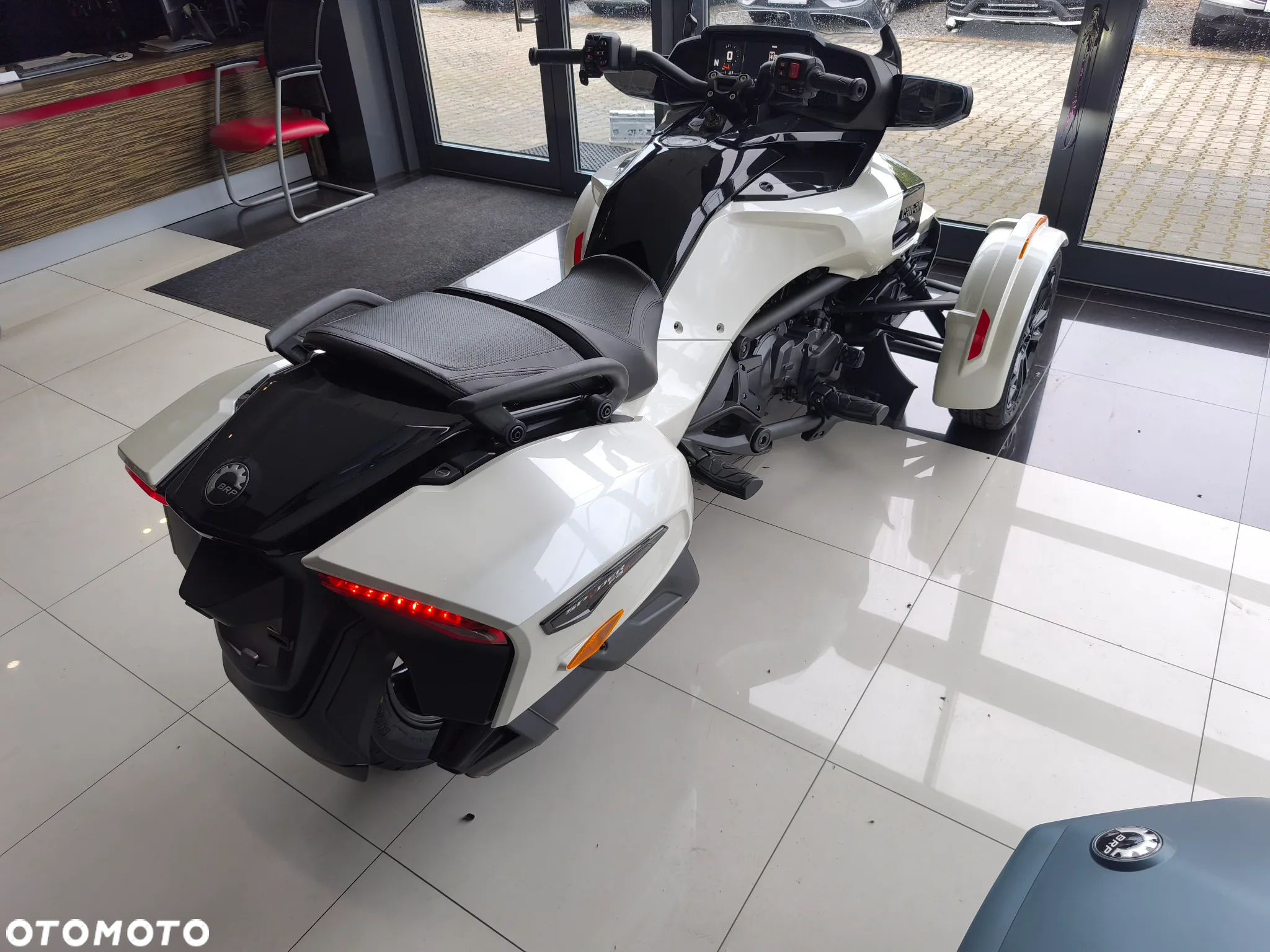 Can-Am Spyder - 3