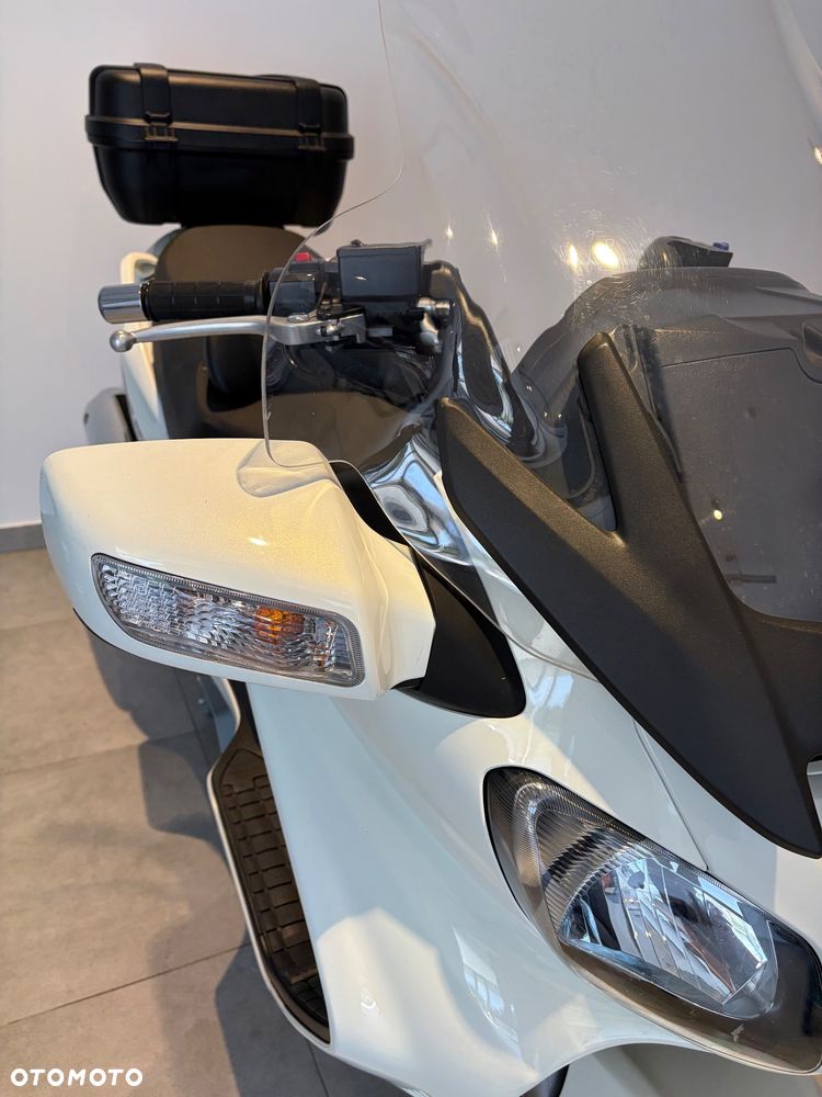 Suzuki Burgman - 7