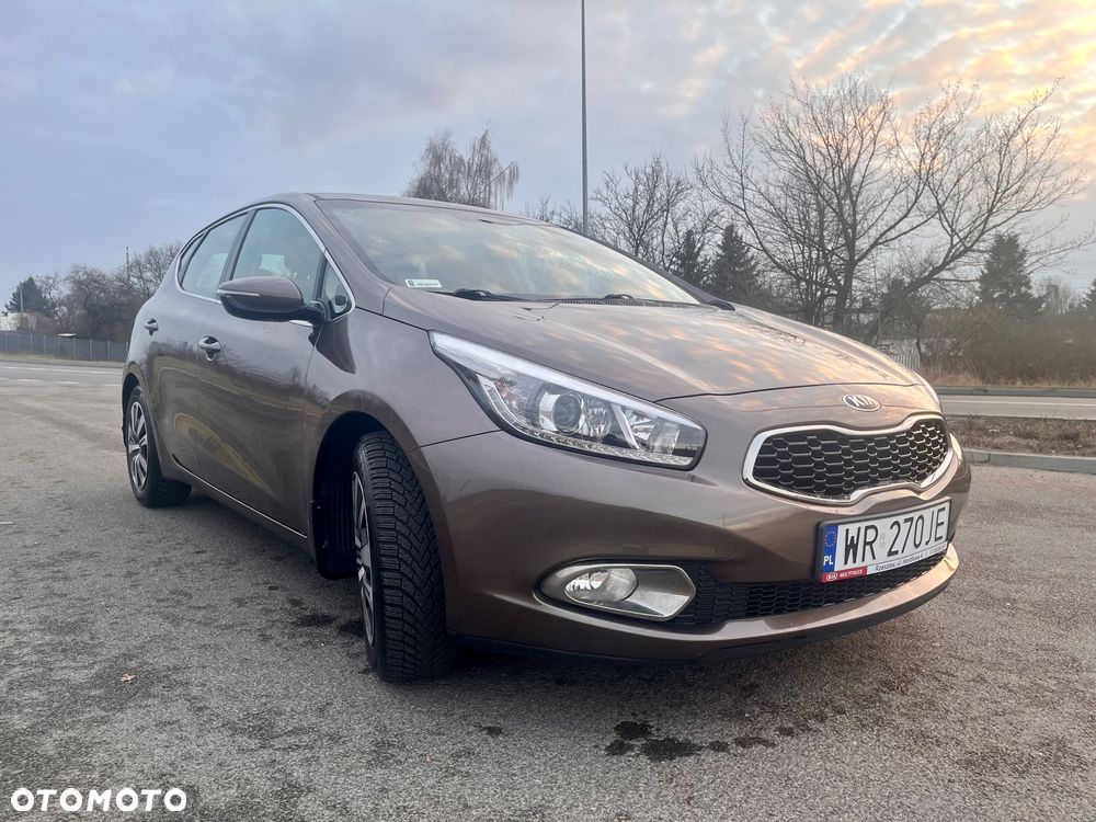 Kia Ceed 1.6 GDI L - 16