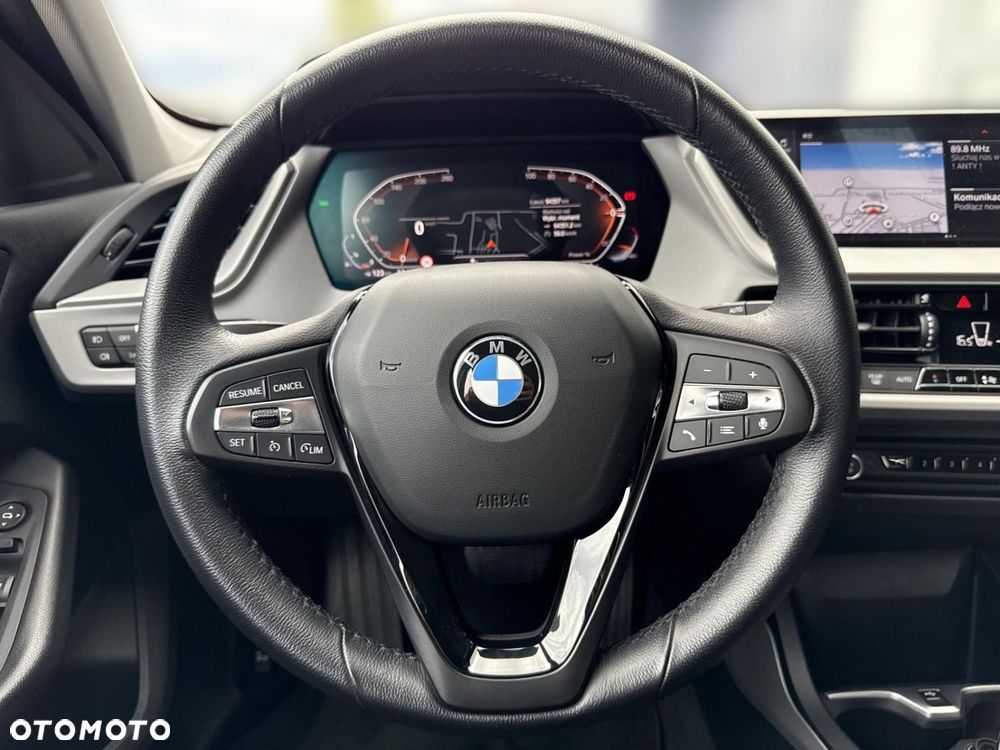 BMW Seria 1 - 12