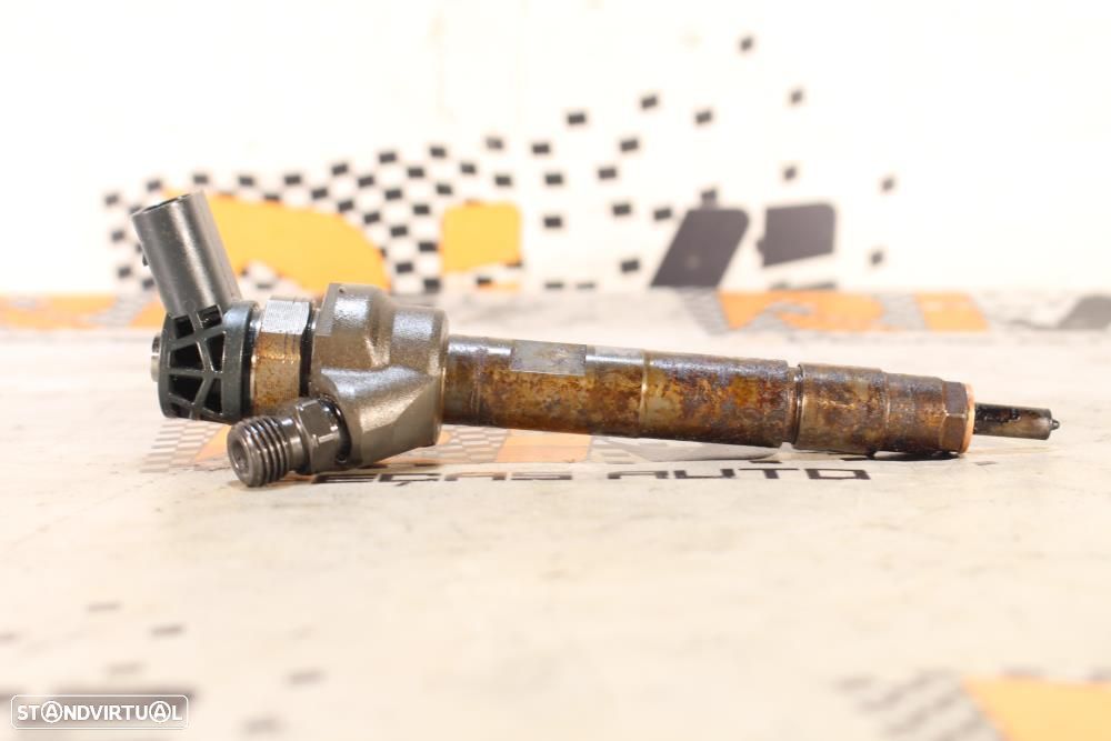 Injetor Bmw 1 (F20)  13537810702 / 7810702 / 0445110595 - 6