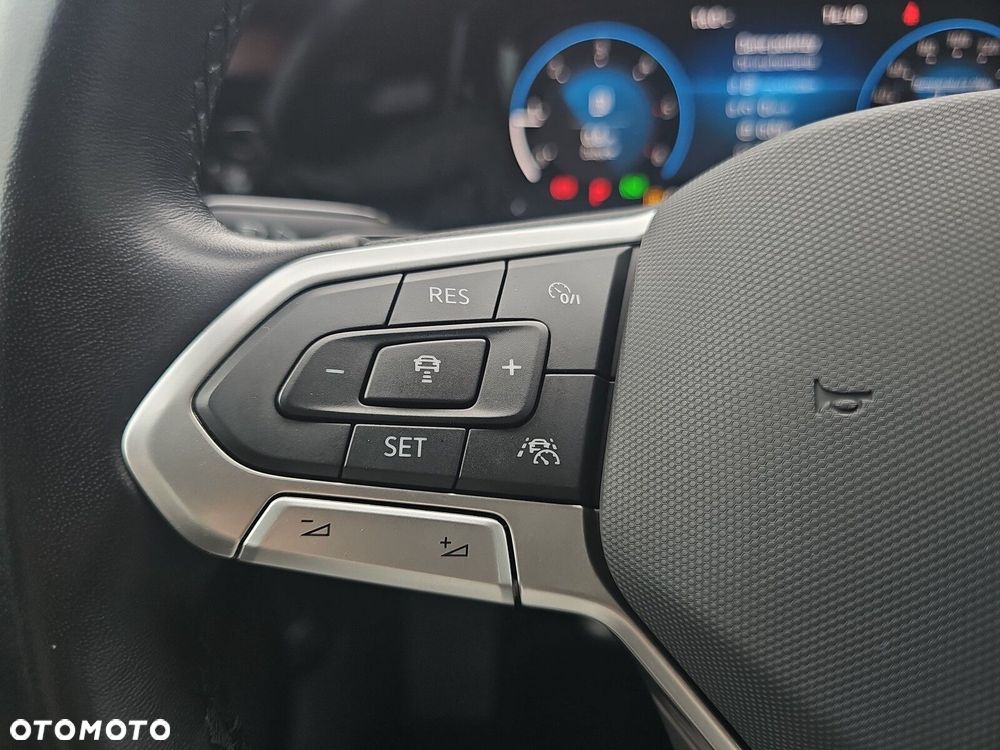 Volkswagen Golf 2.0 TDI Style DSG - 22