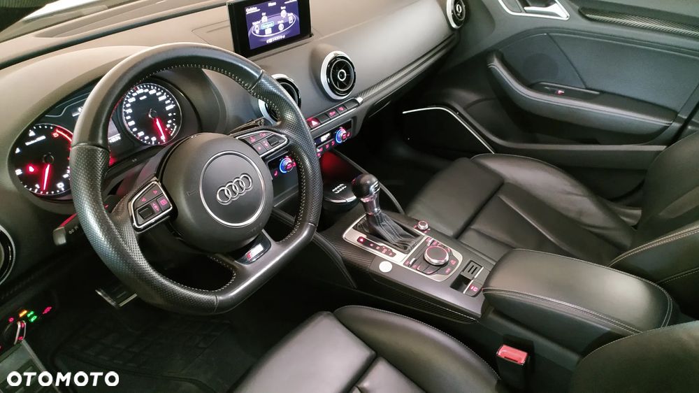 Audi A3 Sportback 2.0 TDI S tronic S line Sportpaket - 8