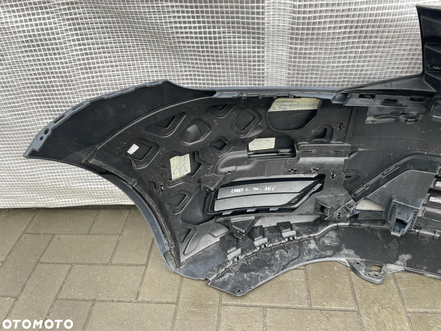 VW CADDY 2K5 ZDERZAK PRZEDNI PRZÓD - 7