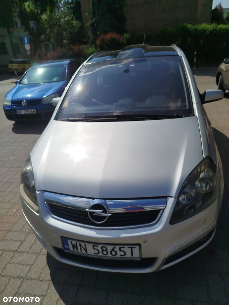 Opel Zafira 1.9 CDTI Cosmo ActiveSelect - 1