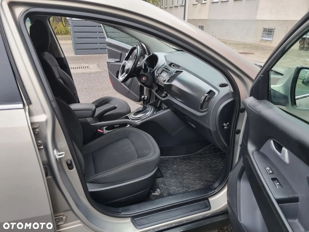 Kia Sportage 2.0 CVVT 2WD Automatik Spirit - 15