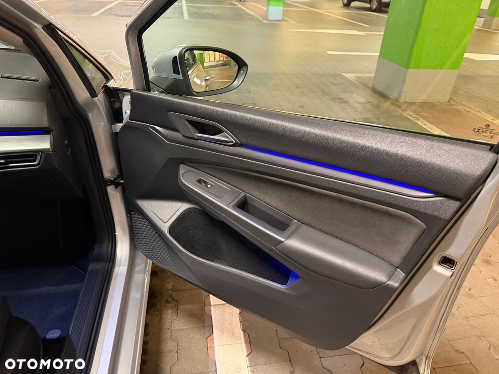 Volkswagen Golf - 18