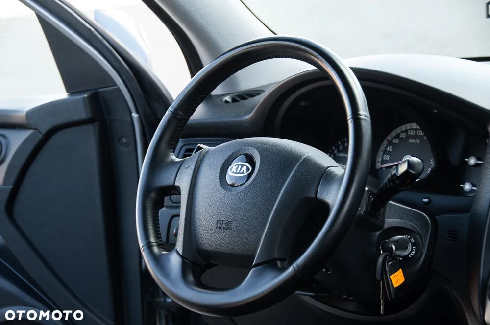 Kia Sportage 2.0 Expedition - 29