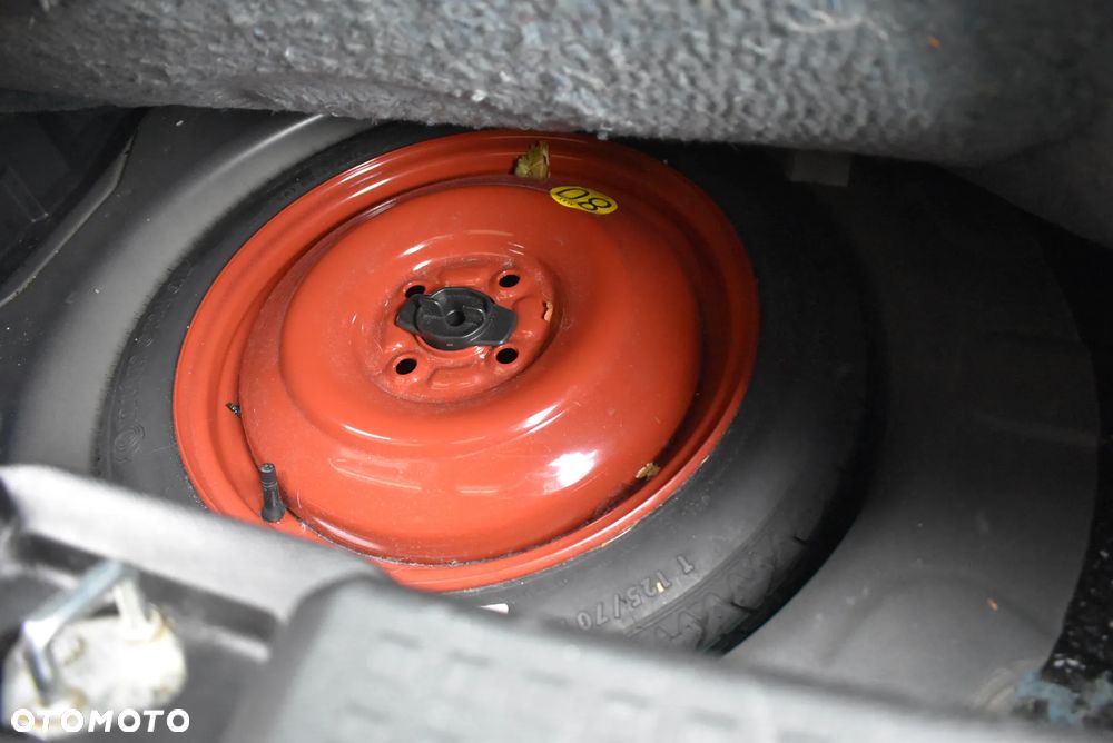 Suzuki Swift - 22