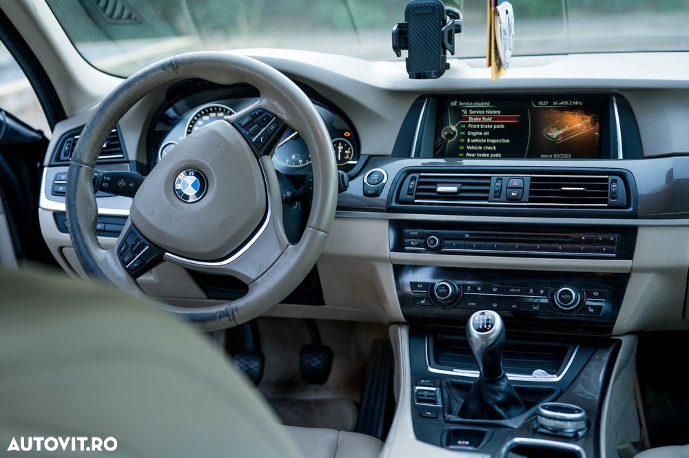 BMW Seria 5 520d - 13
