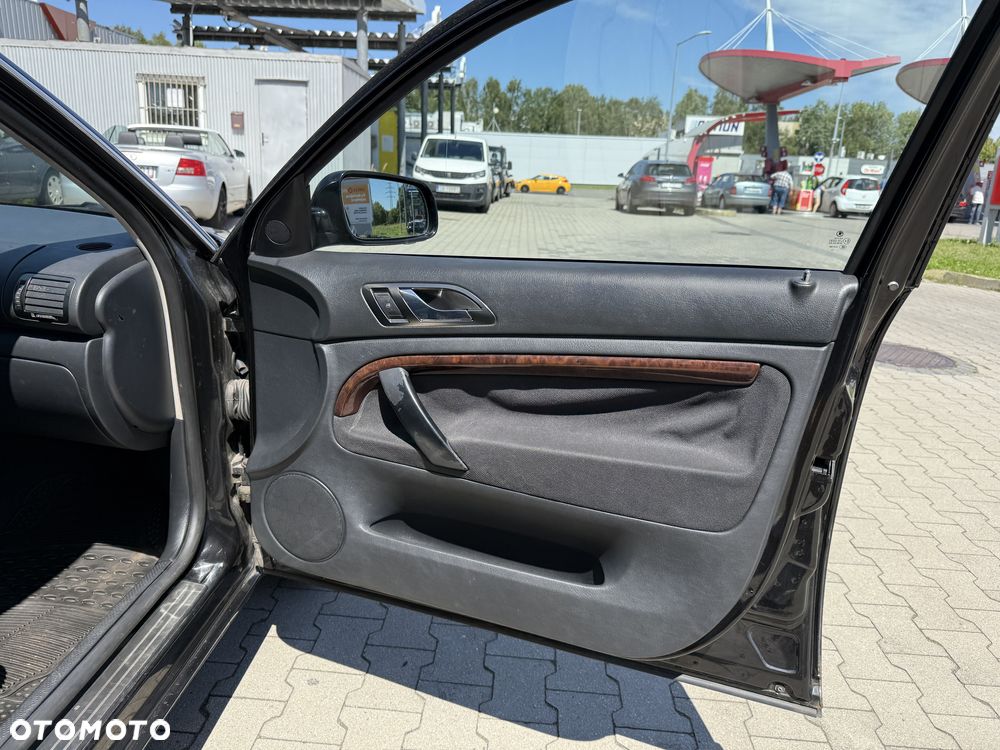 Skoda Superb 2.8 V6 Elegance - 22