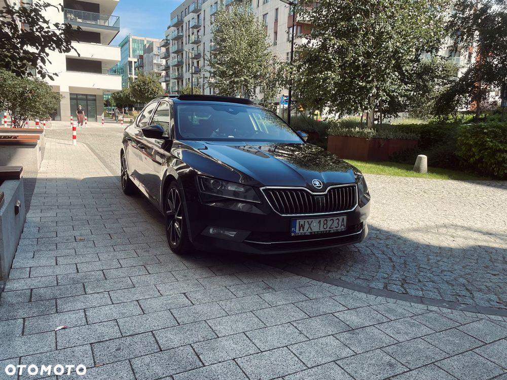 Skoda Superb 2.0 TDI 4x4 L&K DSG - 5