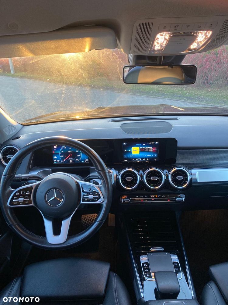 Mercedes-Benz GLB 200 d 4-Matic 8G-DCT - 9