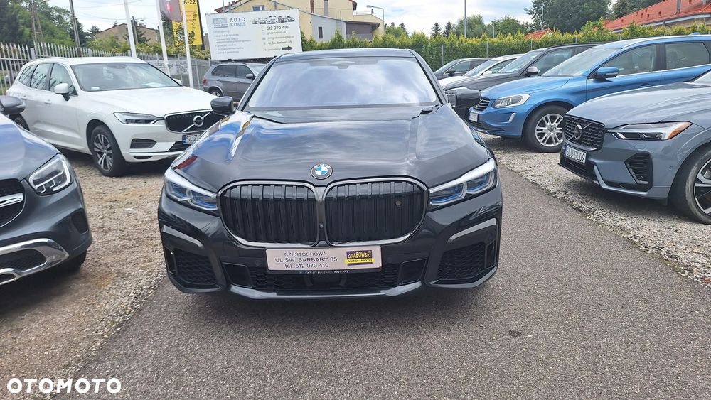 BMW Seria 7 750i xDrive