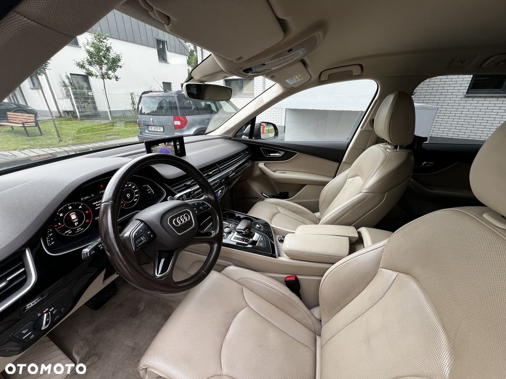 Audi Q7 - 22