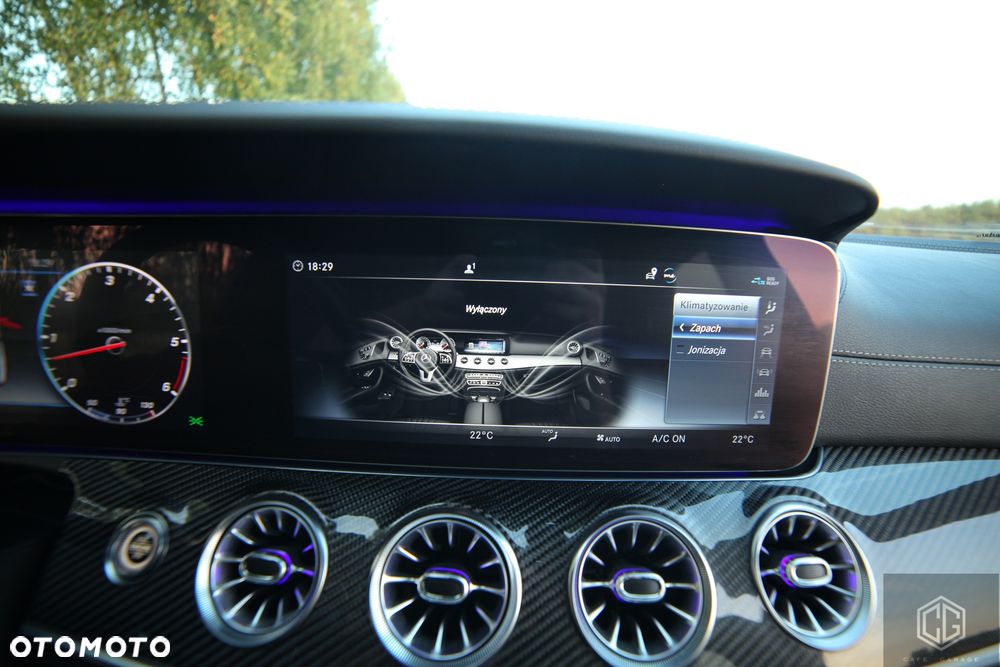 Mercedes-Benz CLS - 21