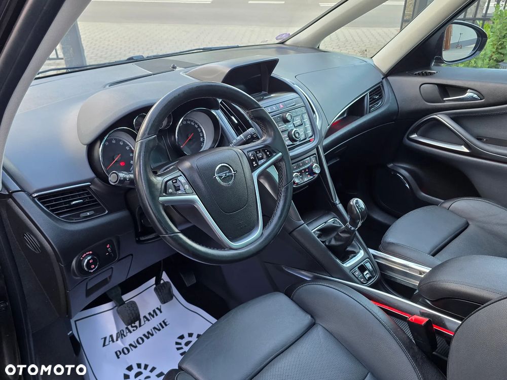 Opel Zafira 1.4 T Cosmo - 31