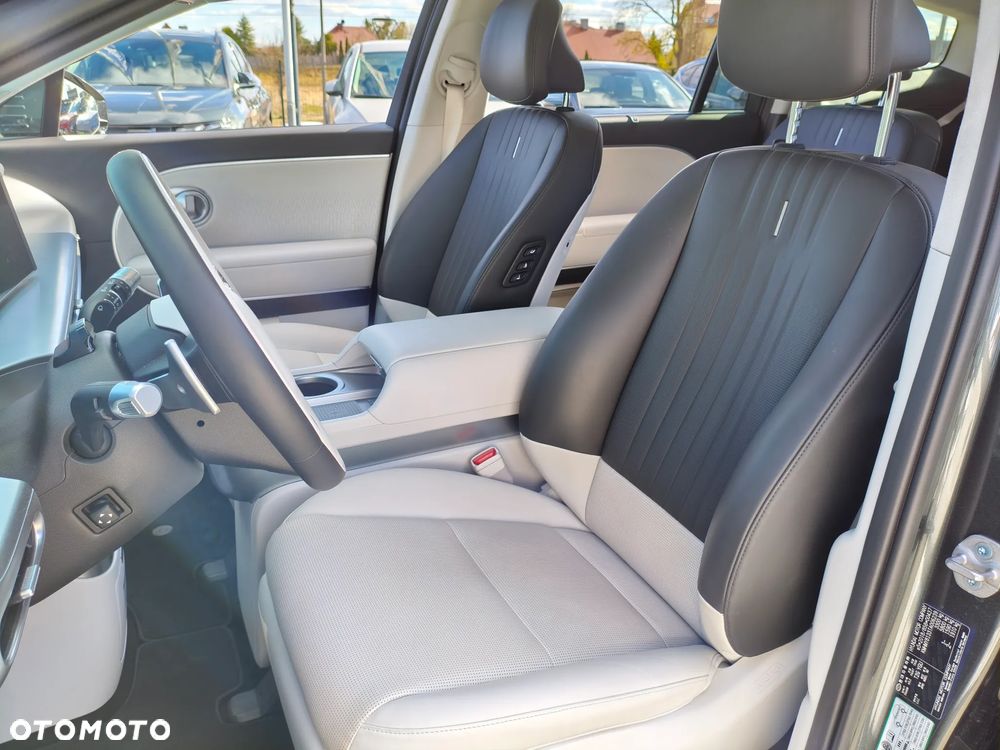 Hyundai IONIQ 9 110kWh Calligraphy AWD - 10