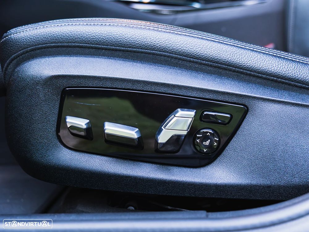 BMW 520 d Aut. M Sport Edition — fotografia 17
