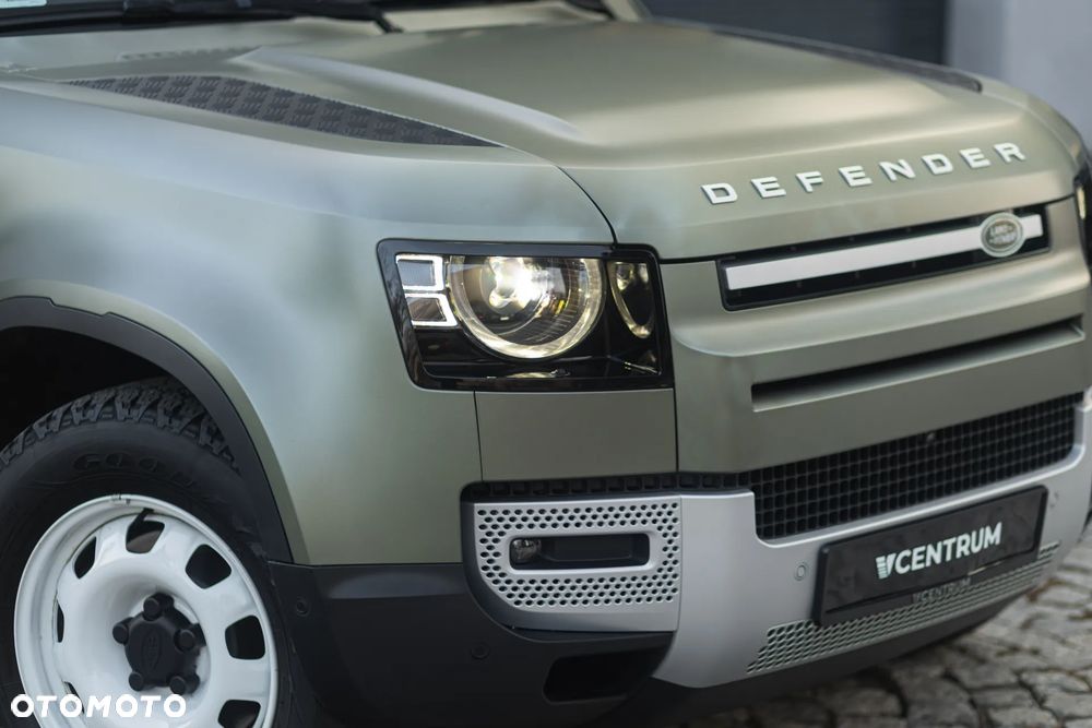 Land Rover Defender 3.0 D200 mHEV - 3