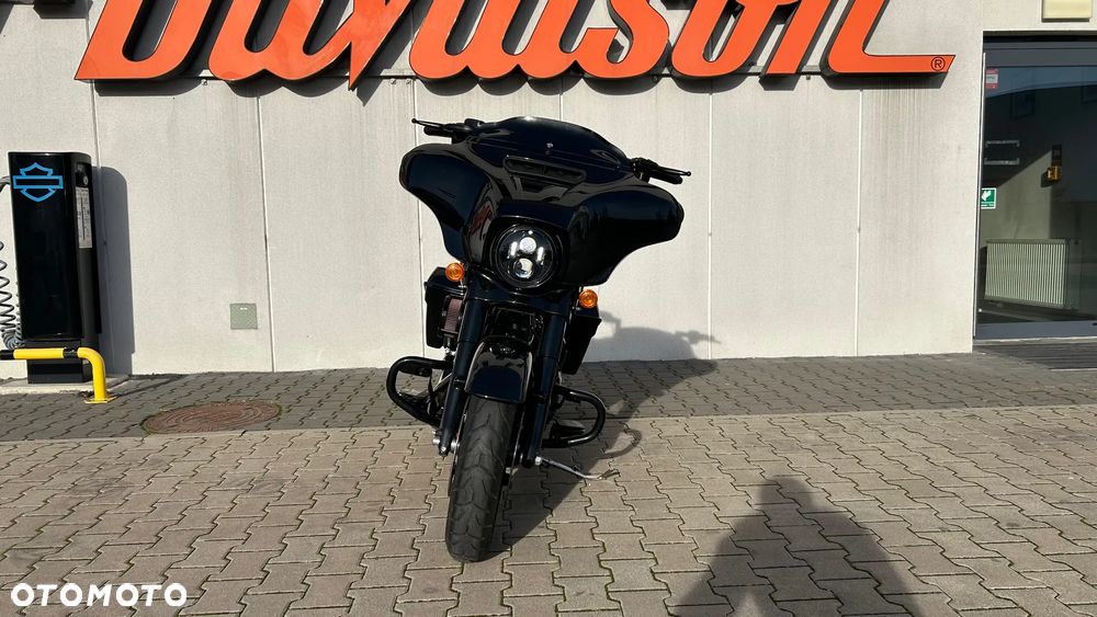 Harley-Davidson Touring Street Glide - 8